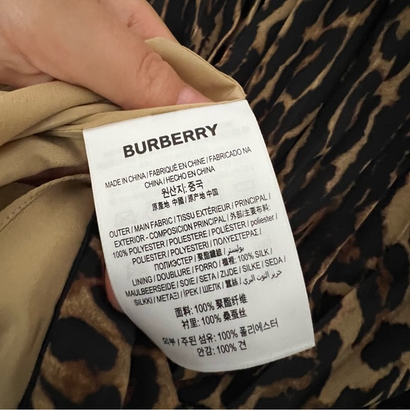 Burberry Leopard Print Pleated Skirt - Picture 5 of 7
